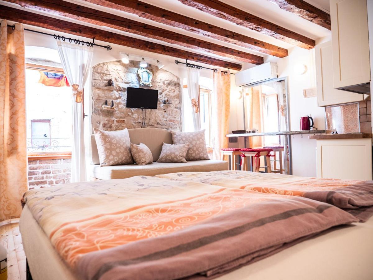 Apartment And Room Mauro Σπλιτ Εξωτερικό φωτογραφία