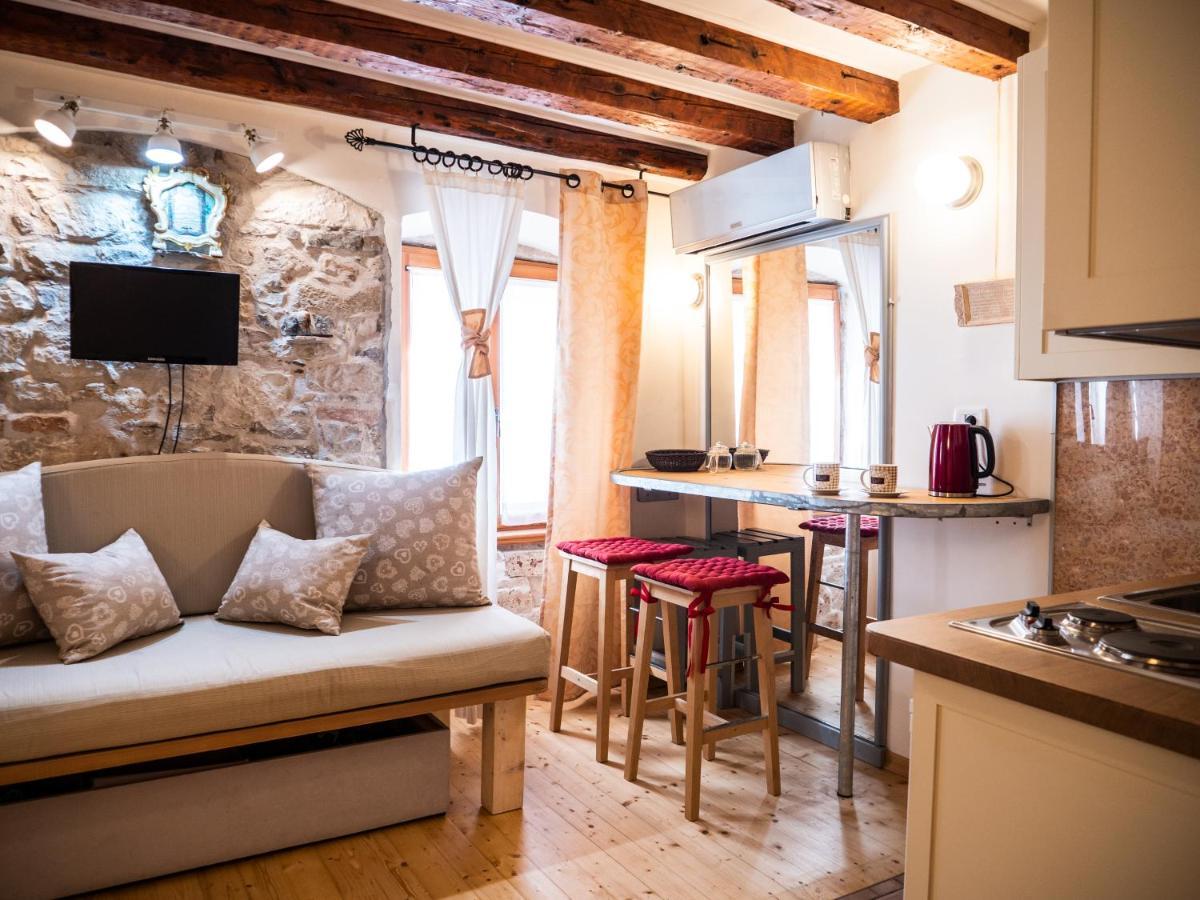 Apartment And Room Mauro Σπλιτ Εξωτερικό φωτογραφία
